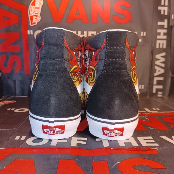 Vans Sk8-Hi Santa Flame Suede Canvas Black  Men's 9.5/Women's 11 VN0A5HZZA5P - Picture 8 of 14
